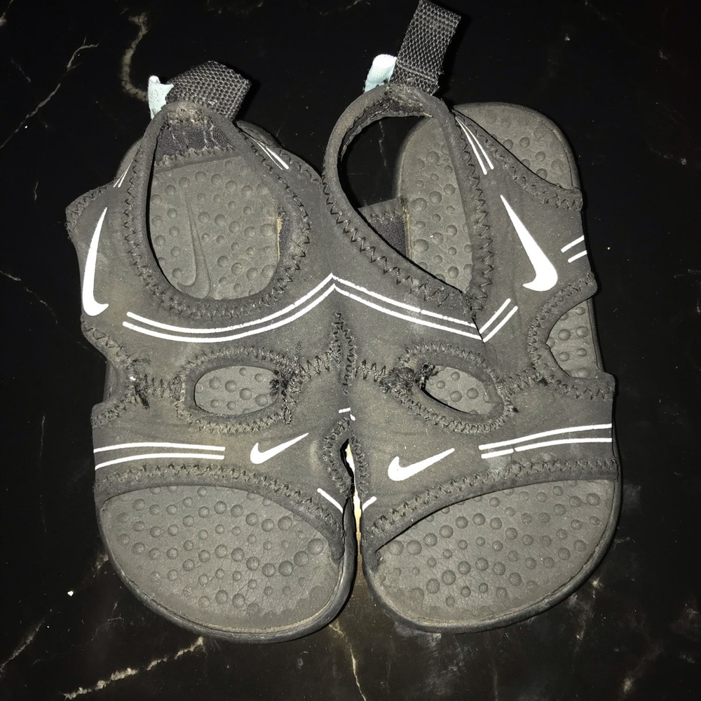 Toddler Nike Black Sandals